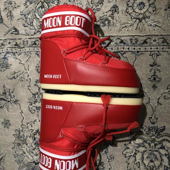 Moon Boots Icon Low Red Nylon Boots - Picture 6 of 9